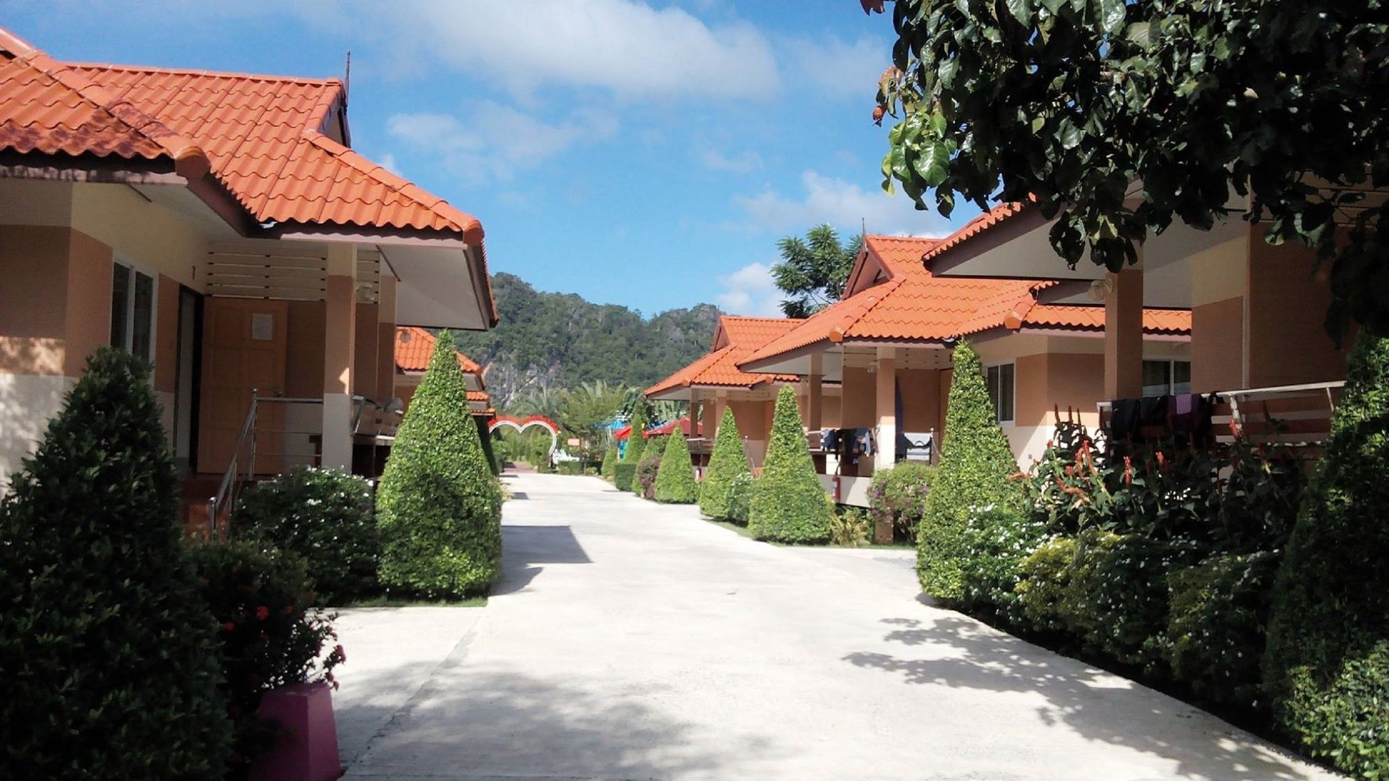 Naris Phuview Resort Satun Ngoại thất bức ảnh